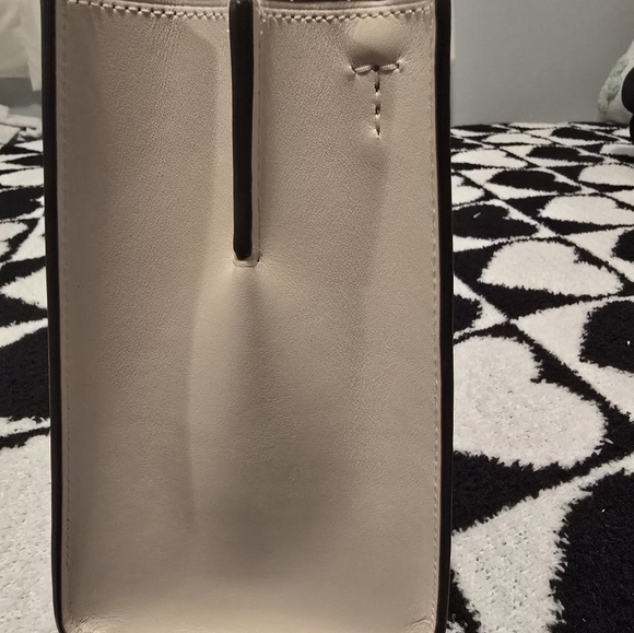 Brand New with Tags Coach Charlie Carryall 28 in Signature Leather - Picture 6 of 14